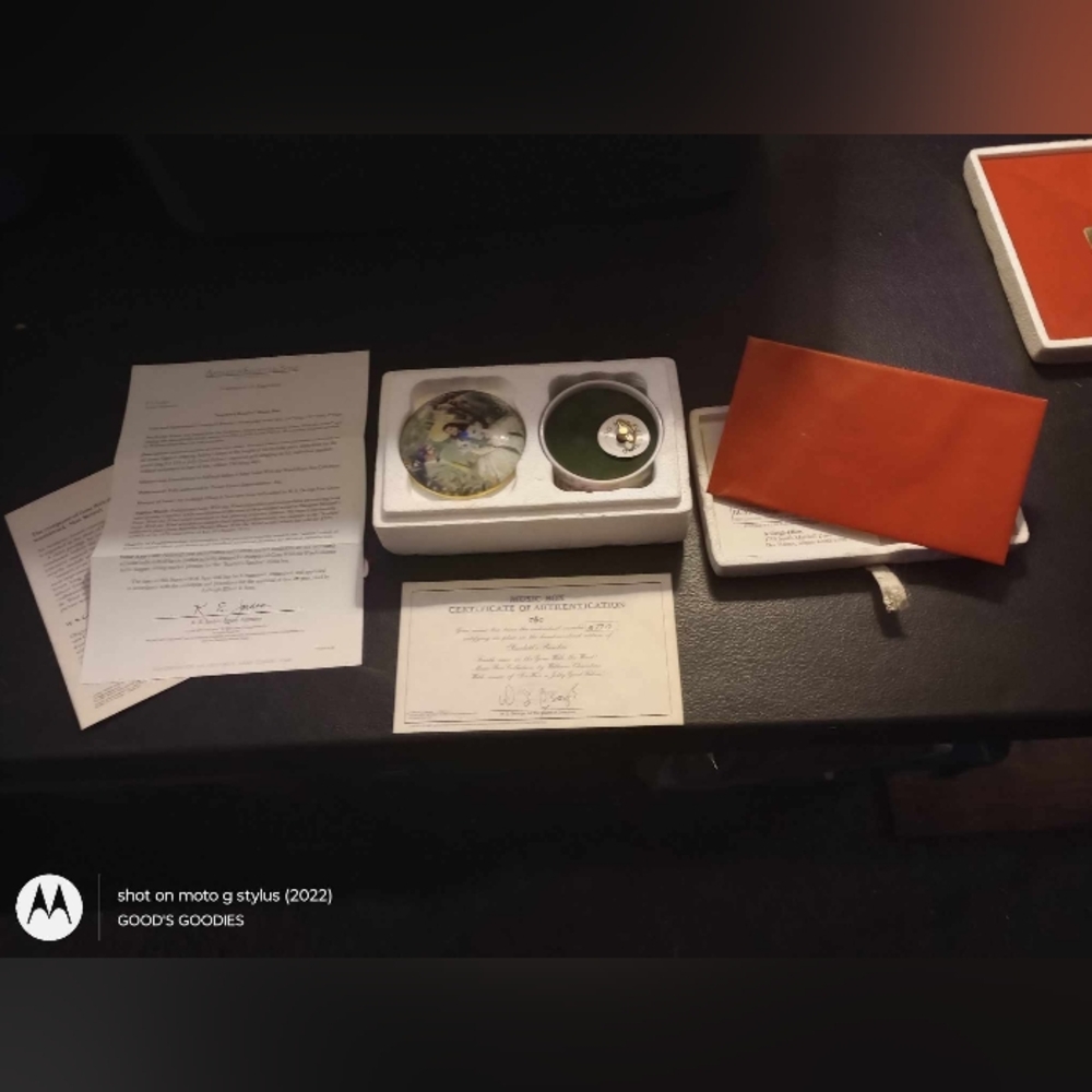 Scarlett's Resolve Music Box
